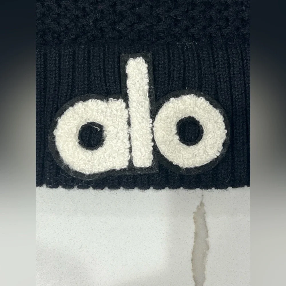 NWT ALO  Knit Hat - Picture 4 of 5